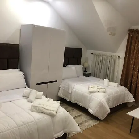 Vacation Family شكودر